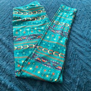 LuLaRoe TC leggings NEVER WORN